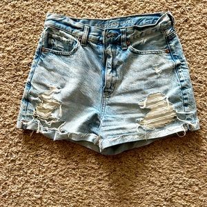 AE mom shorts